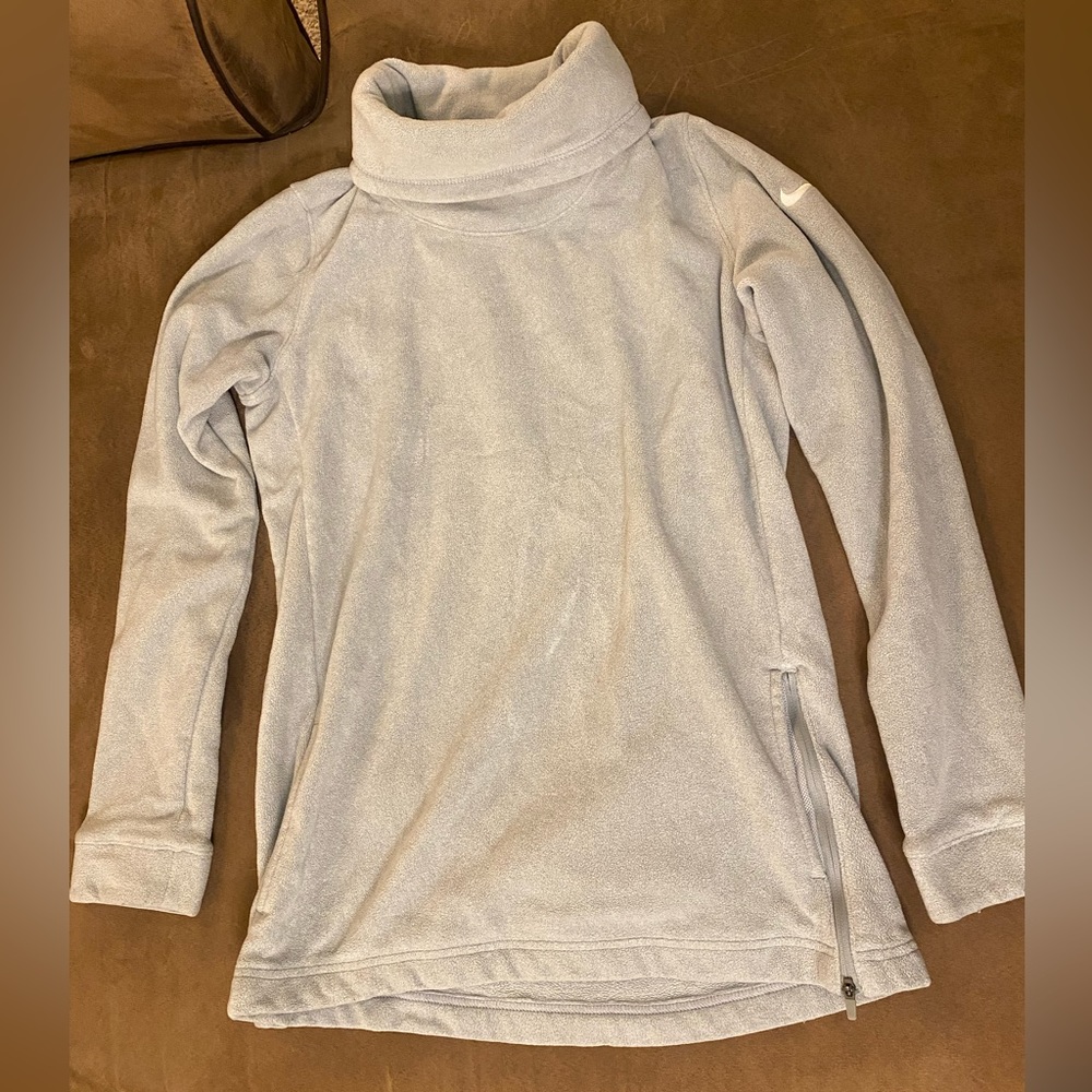 Women’s Small Nike cowl neck fleece pull over